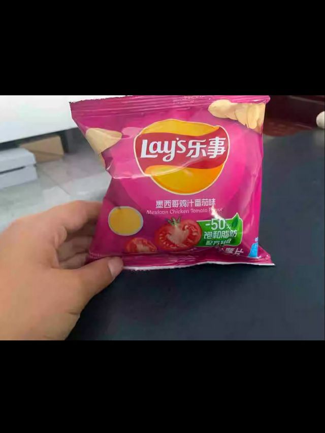 乐事薯片12g*32包混合装办公室休闲膨化休闲食品网红小吃零食整箱