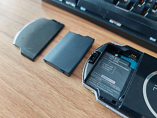品胜PSP-S110电池让SONY PSP3000焕发青春