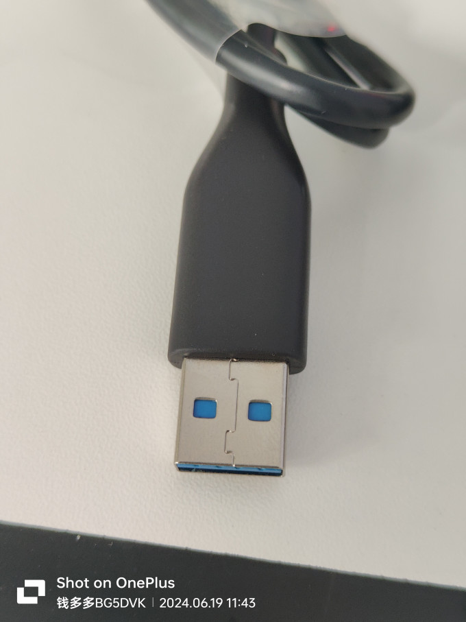 西部数据移动硬盘
