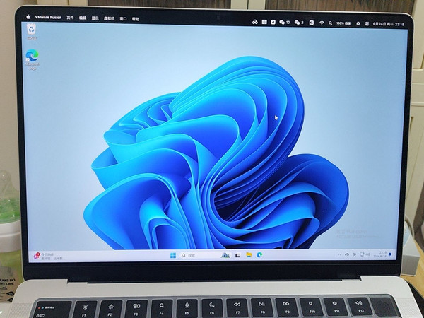 Macbook原来贵在这些地方，用Win电脑也不错