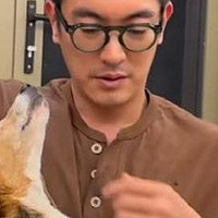 杜江霍思燕收养实验犬，希望给小狗温暖的家