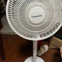 风力强劲，声音小，外观时尚，操作简便