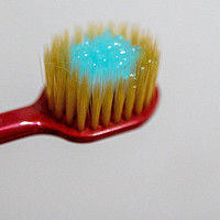 洗护测评 篇五十三：超细毛搭配超宽设计，一款更呵护牙龈的牙刷
