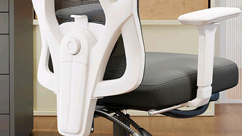 618购后晒，215元的云祈 819电脑椅人体工学椅 白灰：3D扶手+ 三级杆+ 4D头枕。