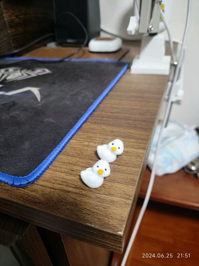 合信源车用挂件摆件