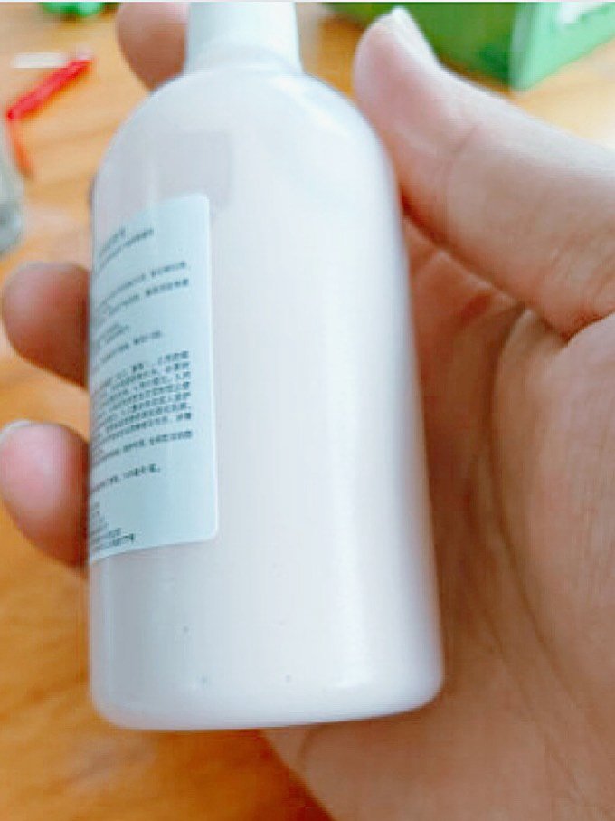 信龙身体乳液