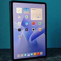 2000块的小米Pad 6 pro 刷剧可比iPad 9爽多了。。。