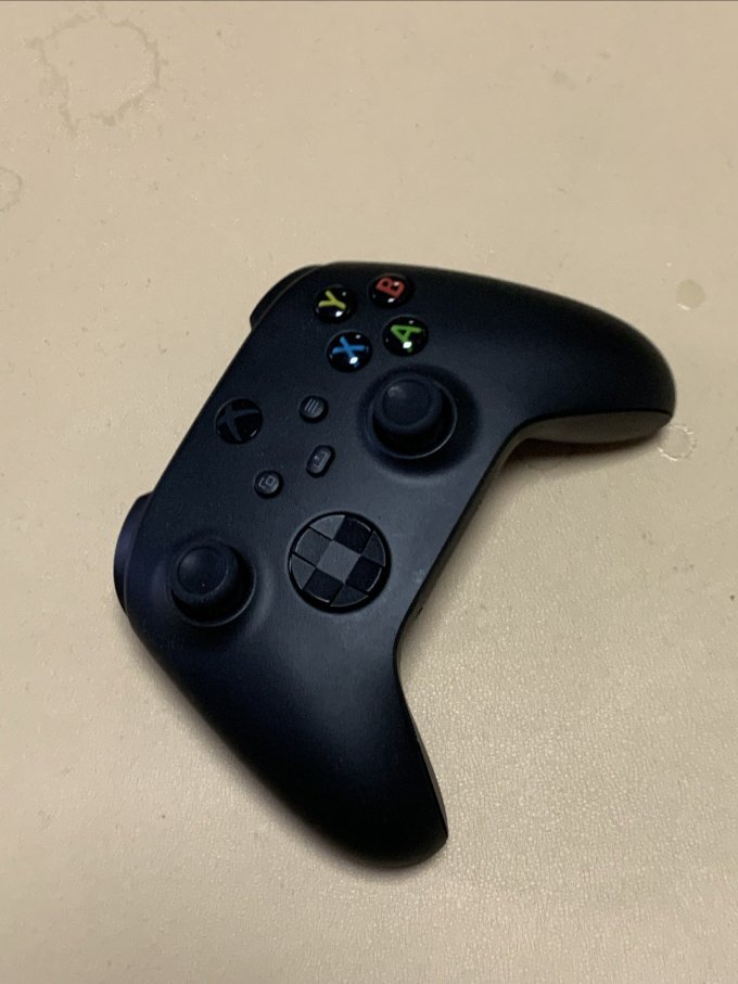玩儿魂系游戏必备的xbox专业原装手柄
