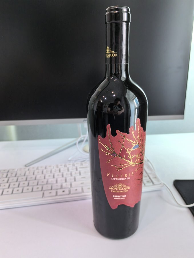 红葡萄酒