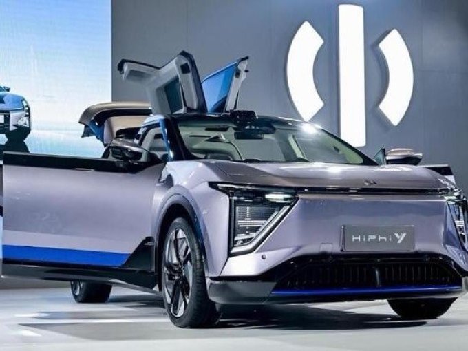 高合SUV