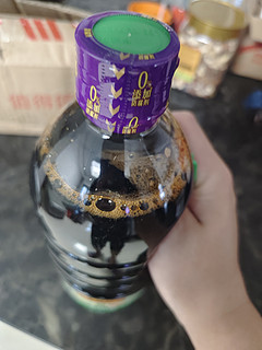 种菜一款厨房必备的调味品，李锦记薄盐生抽