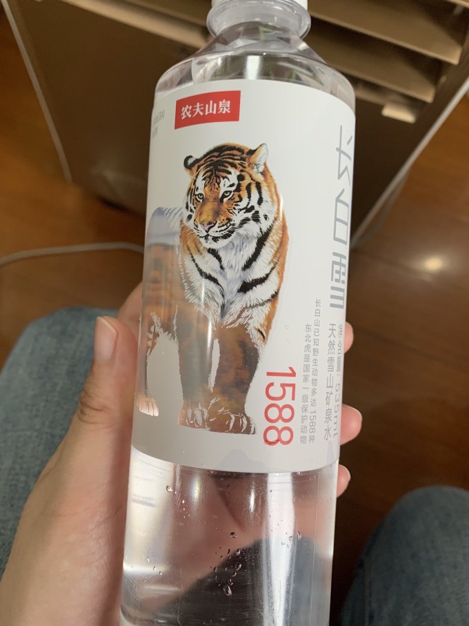 农夫山泉饮用水