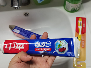 一直用的牙膏，囤货了