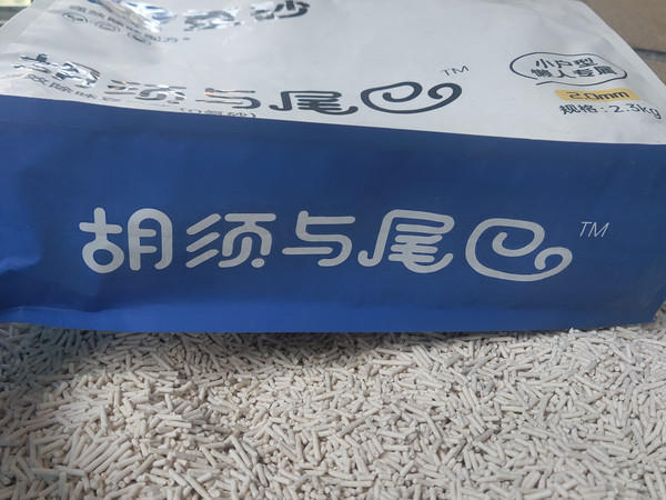 胡须与尾巴的猫砂秘密武器！除臭豆腐猫砂