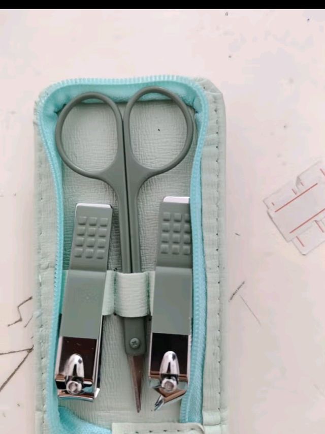 宜思家（YISIJIA）指甲刀套装 一全套修脚刀指甲剪钳修甲工具不锈 8件套装7件+1拉链包高品质