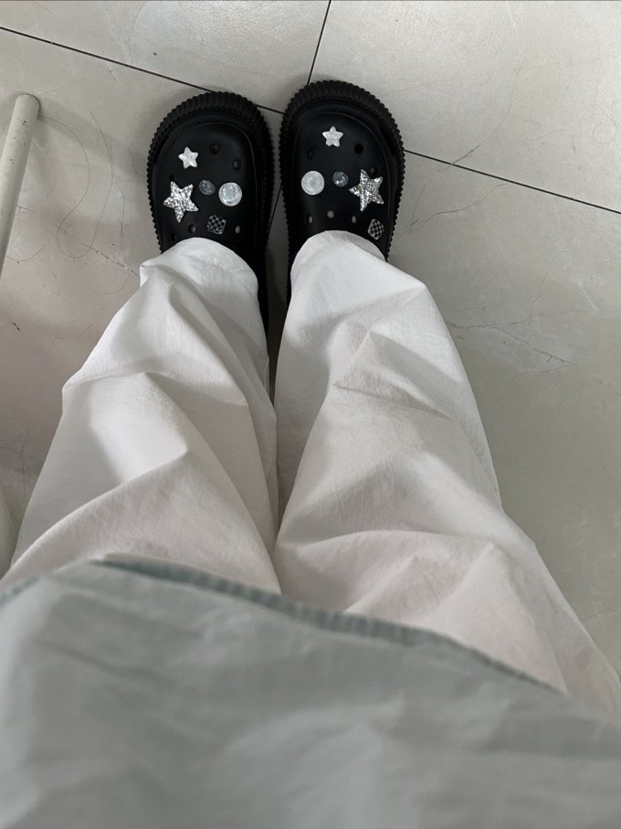 女式拖鞋