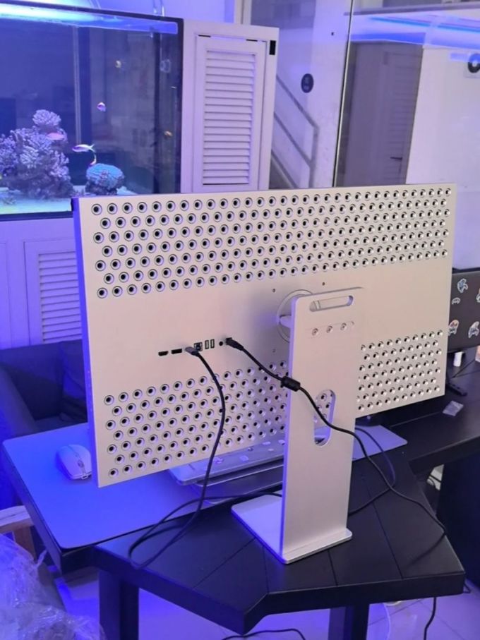 戴尔显示器