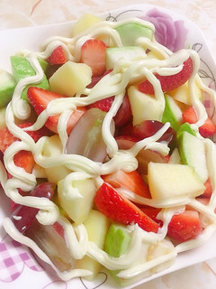 夏天食欲不振，试试蔬菜水果沙拉？