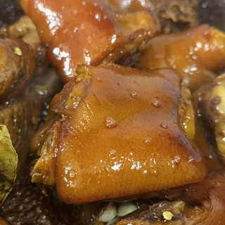 明星也爱！酱焖猪蹄的美味秘籍大公开