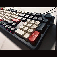 小牛马的新工具-SKN 青龙4.0 键盘