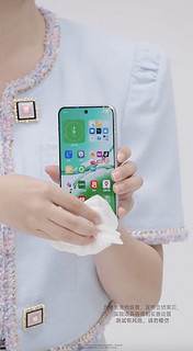 OPPO 又来整活了，这次是砸榴莲