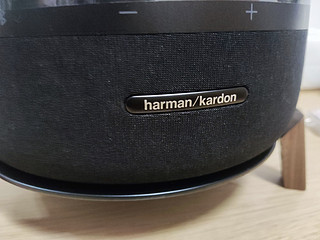 哈曼卡顿（Harman/Kardon）琉璃4代 蓝牙音箱