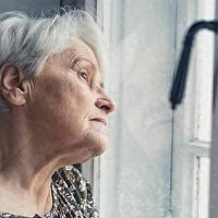 90岁婆婆的“极简生活”火了，家里一尘不染，真是年轻人的典范！