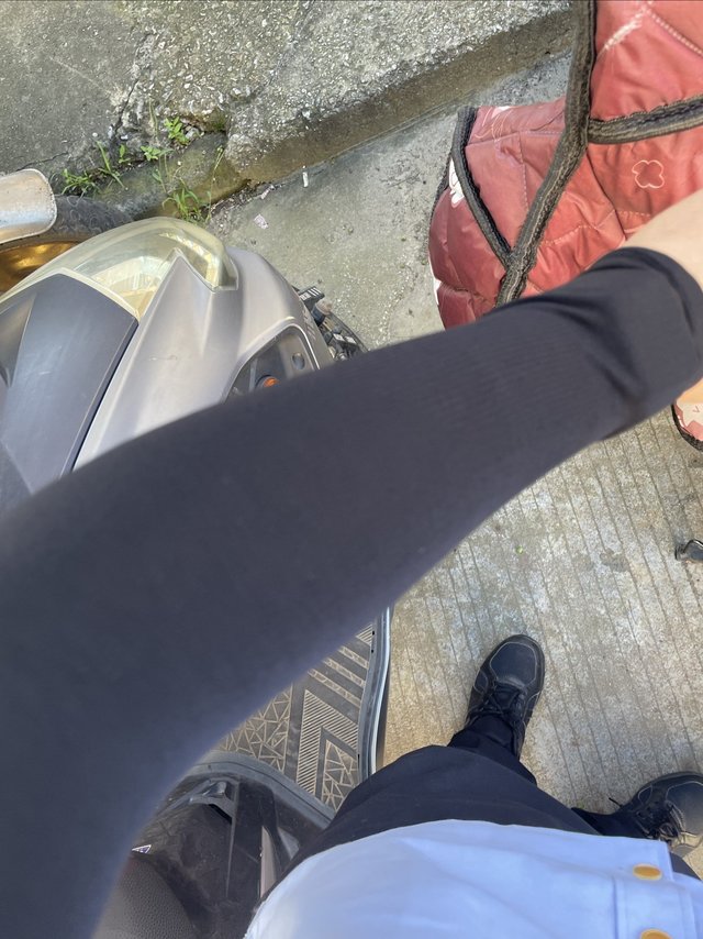 夏天的冰袖、男人的黑丝