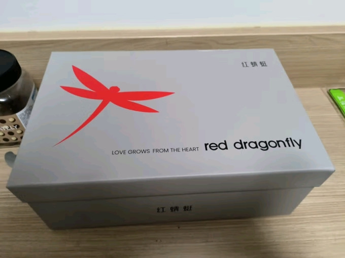 红蜻蜓商务休闲鞋