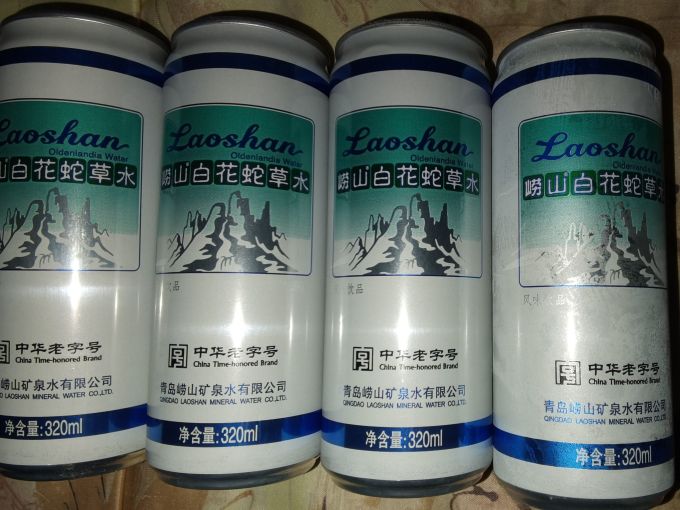 崂山矿泉起泡饮用水