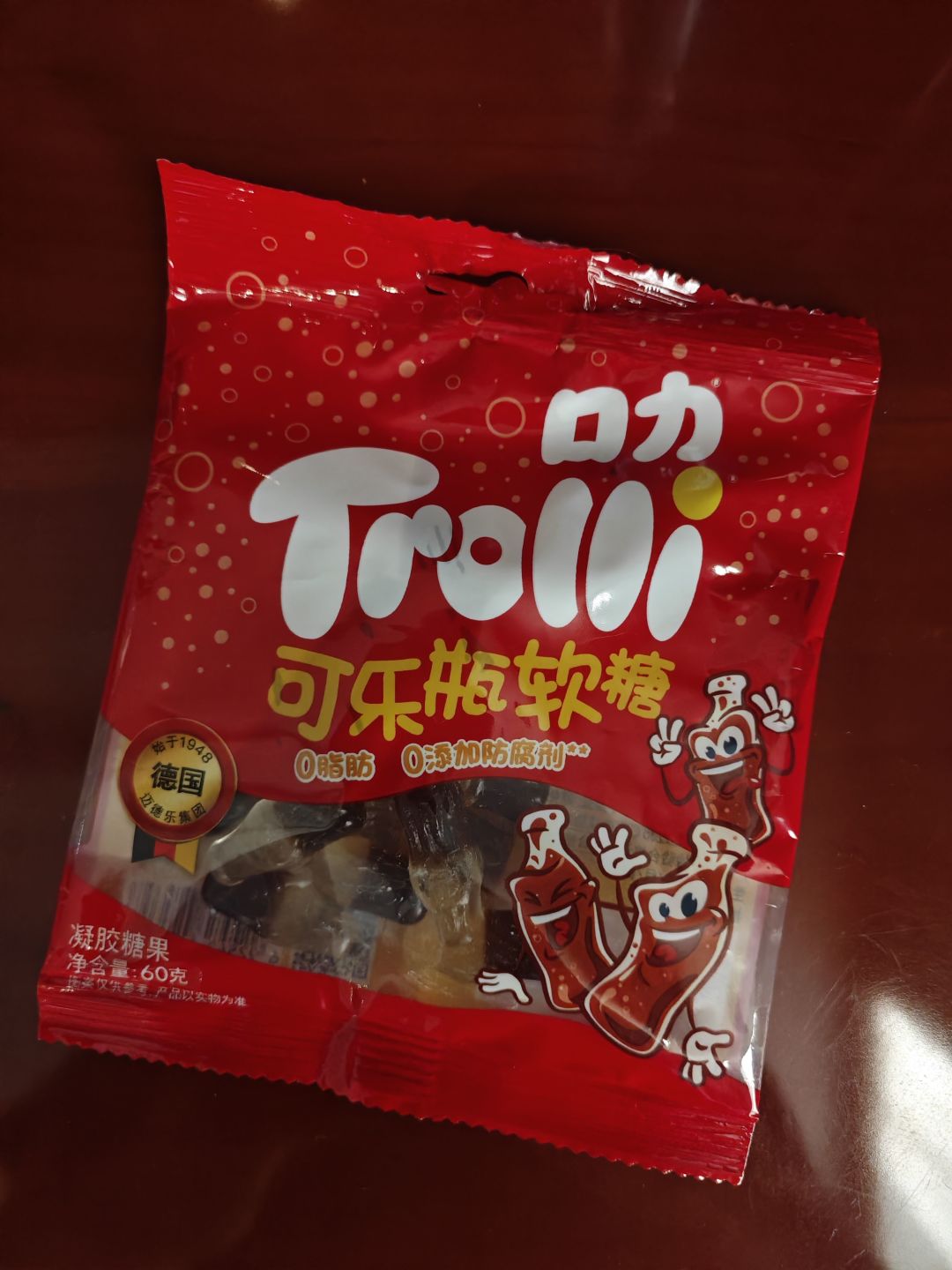 口力可乐瓶软糖:甜蜜与乐趣的完美融合