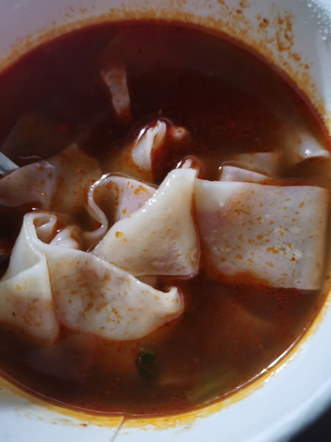 吃欢天方便速食