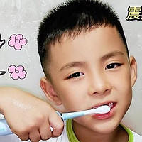 孩子刷牙到底有多糊弄？每天敦促好好刷，仍没能逃过一口小蛀牙