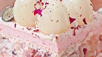 夏日浪漫：荔枝玫瑰蛋糕