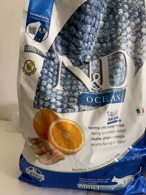 法米娜鲱鱼甜橙成猫粮5kg无谷进口猫粮美毛海洋鱼味猫粮