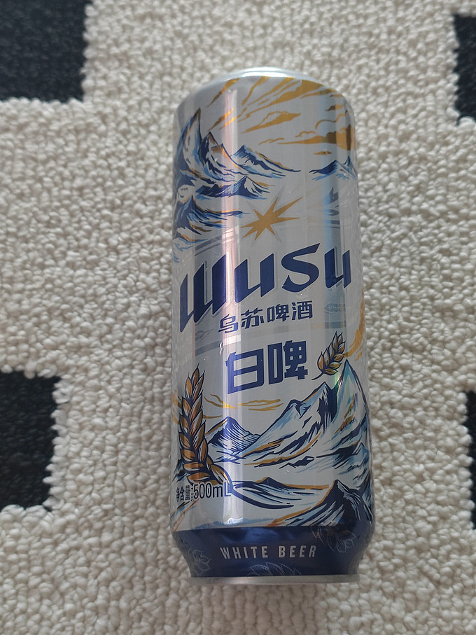 一款会回购的乌苏白啤酒