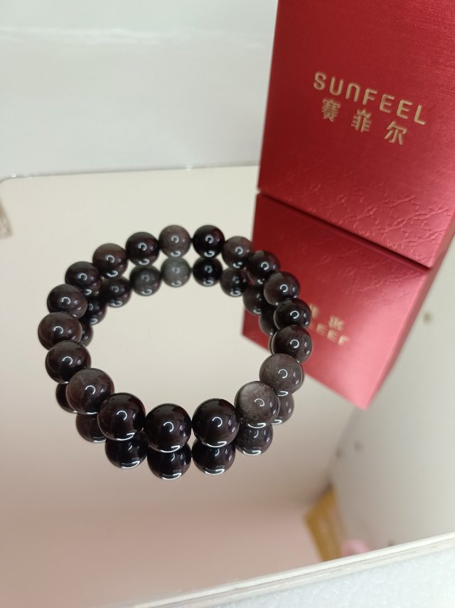 真是小众又高级，带上这条手链不怕和别人撞款