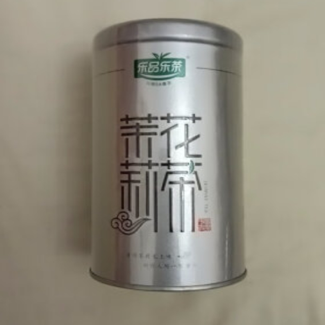 静谧清晨，茶香缭绕的温柔时光