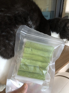 夏日来点猫草棒，促进挑食猫子胃口大开！