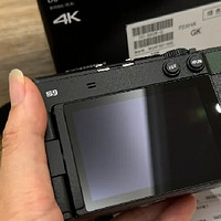 松下S9——美丽的挂件，还是实力派摄影机？