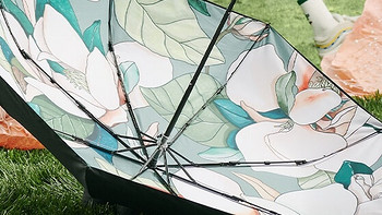 京东京造 双层黑胶三折晴雨伞：夏日出行，时尚与实用兼备
