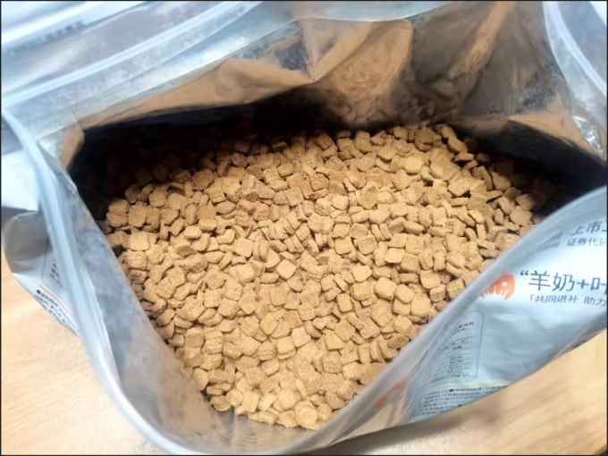 领先猫咪干粮