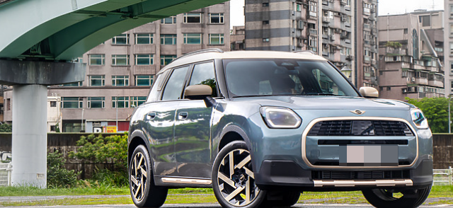 Countryman C山路操驾时也非常给力