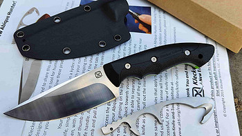 刀里面还有刀见过没，设计大胆新颖的Klecker户外多功能直刀分享！