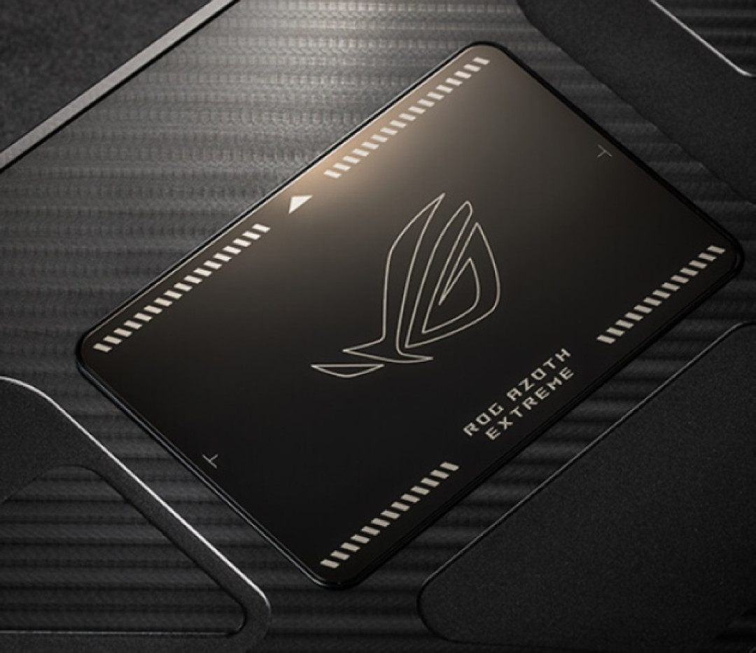 华硕发布 ROG Azoth Extreme 顶级游戏键盘，真碳纤维、OLED屏显、软硬手感可调