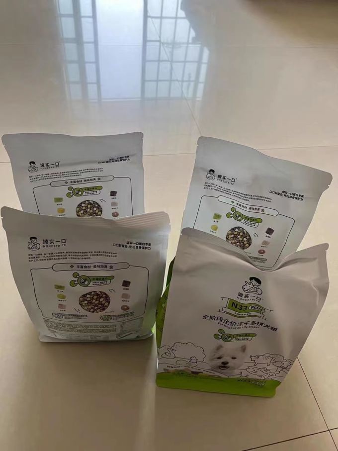 诚实一口狗狗干粮