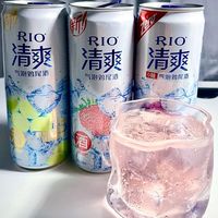 吃火锅配RIO清爽简直不要太爽了!!