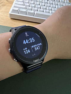 佳明手表 是我在家运动的监控小助手 还可以把运动数据整合到苹果健康