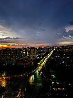 夏日雨后，风景独美