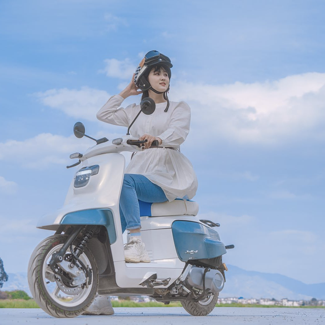 8588元的精品小踏板力刻朱丽奥125，你会选择本田LA吗？